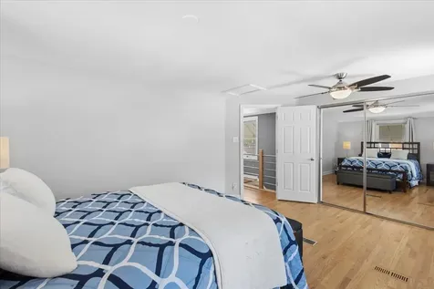 1483 Orchard Street Des Plaines IL 60018