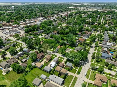 1483 Orchard Street Des Plaines IL 60018