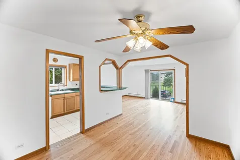 2429 Crystal Lane Arlington Heights IL 60004