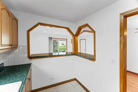 2429 Crystal Lane Arlington Heights IL 60004