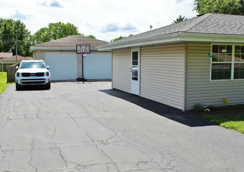 5445 Sand Ridge Road Morris IL 60450