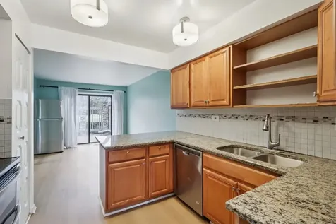 105 West Dover Drive Mount Prospect IL 60056