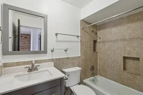 105 West Dover Drive Mount Prospect IL 60056