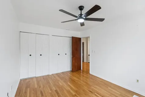 105 West Dover Drive Mount Prospect IL 60056