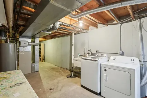 105 West Dover Drive Mount Prospect IL 60056