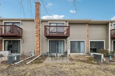 105 West Dover Drive Mount Prospect IL 60056