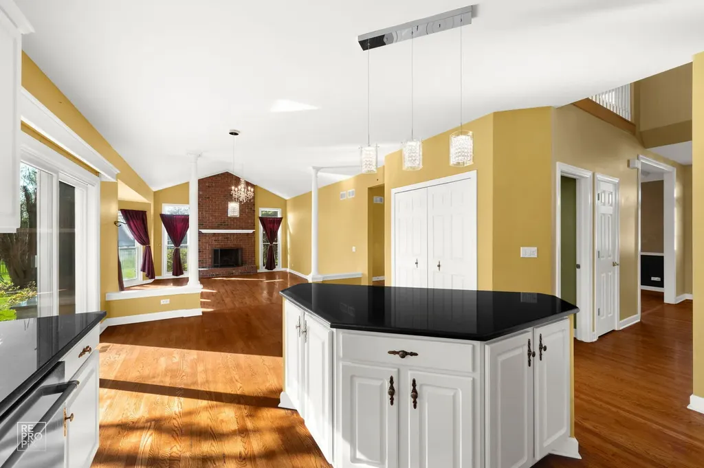 2820 Fairhauser Court Naperville IL 60564
