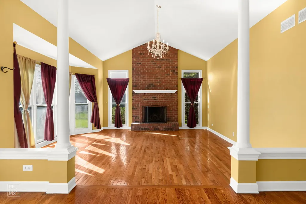 2820 Fairhauser Court Naperville IL 60564