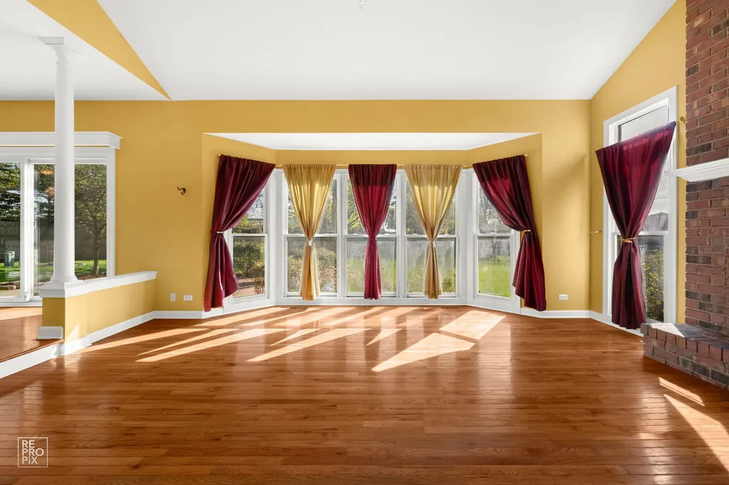 2820 Fairhauser Court Naperville IL 60564