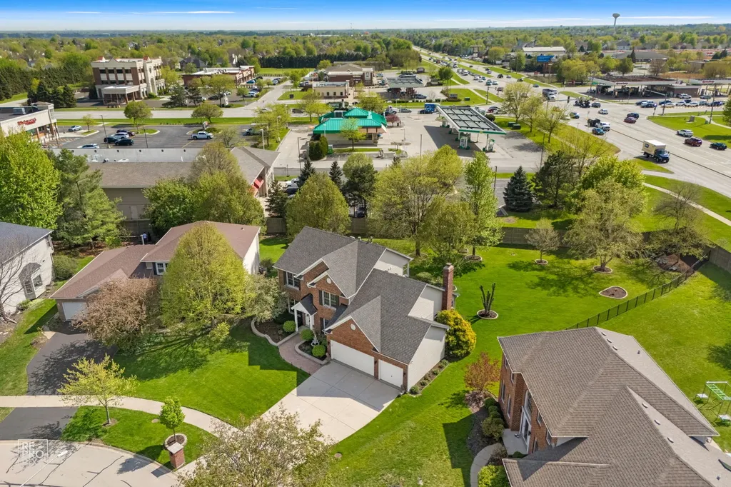 2820 Fairhauser Court Naperville IL 60564