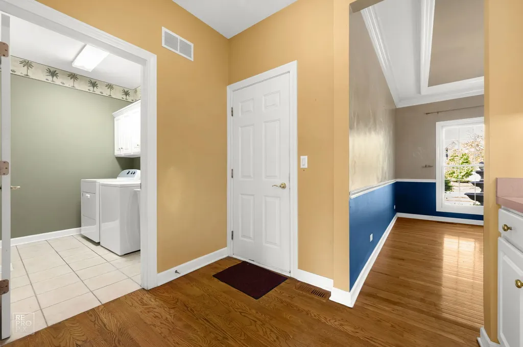 2820 Fairhauser Court Naperville IL 60564