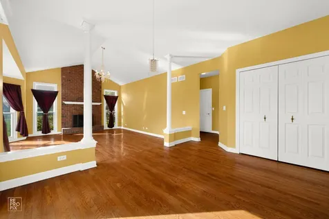 2820 Fairhauser Court Naperville IL 60564