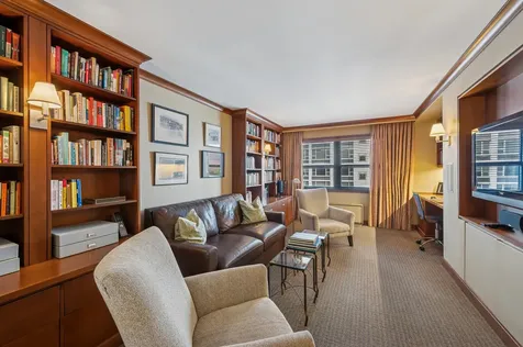 1313 North Ritchie Court Chicago IL 60610