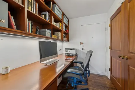1313 North Ritchie Court Chicago IL 60610