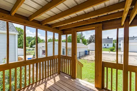 2627 9TH Street Moline IL 61265