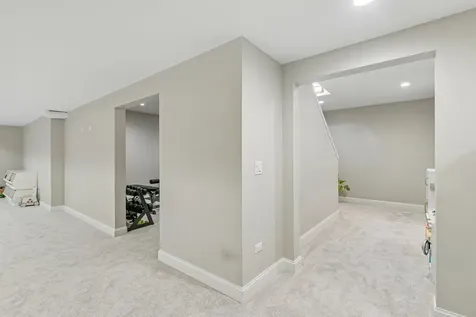 5N619 Farrier Point Lane St. Charles IL 60175