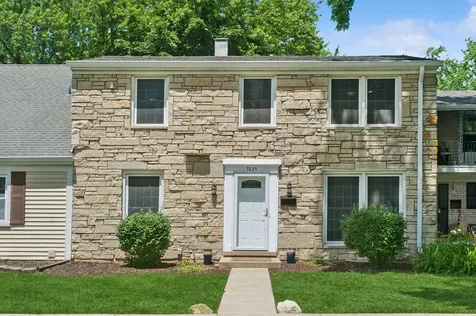 7635 Manchester Manor Hanover Park IL 60133