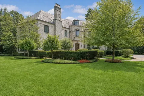 110 Kenilworth Avenue Kenilworth IL 60043