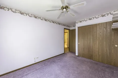 17505 West Woodland Drive Grayslake IL 60030