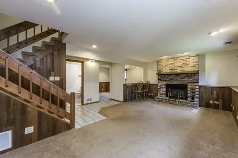 17505 West Woodland Drive Grayslake IL 60030