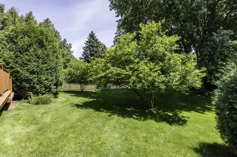 17505 West Woodland Drive Grayslake IL 60030
