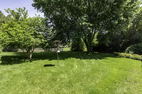 17505 West Woodland Drive Grayslake IL 60030