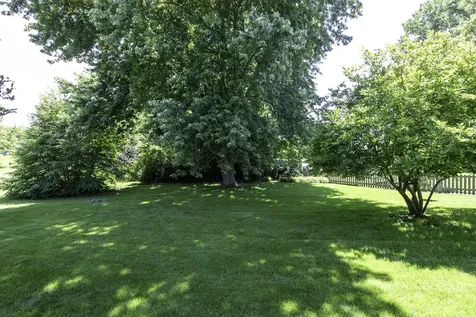 17505 West Woodland Drive Grayslake IL 60030