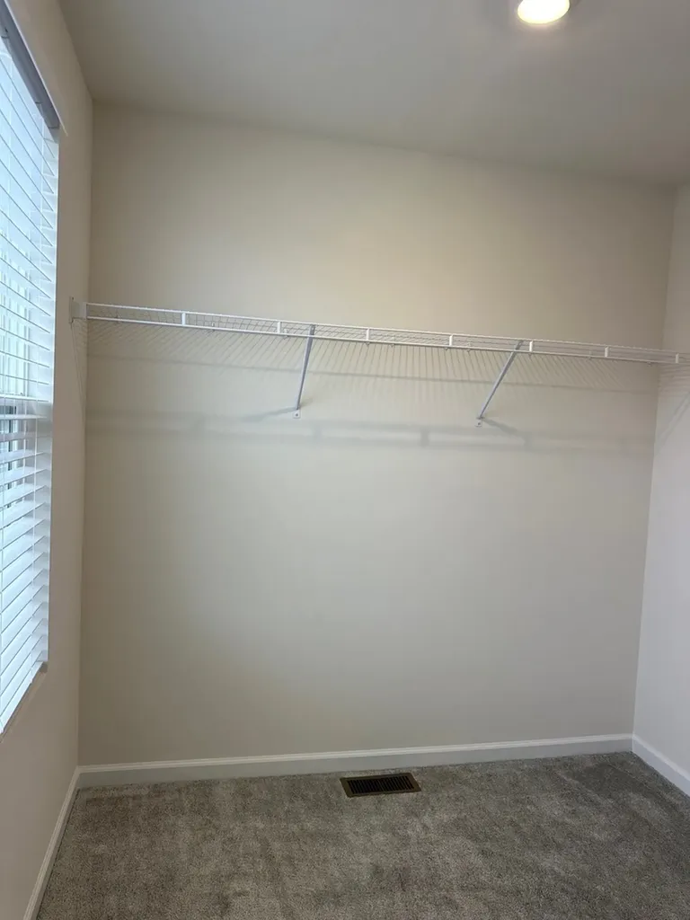 2204 Horseshoe Circle Naperville IL 60564