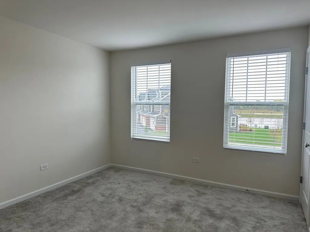 2204 Horseshoe Circle Naperville IL 60564