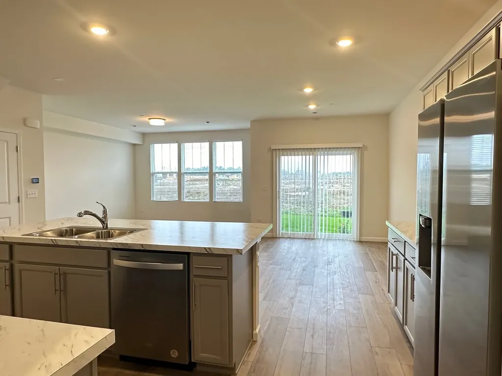 2204 Horseshoe Circle Naperville IL 60564