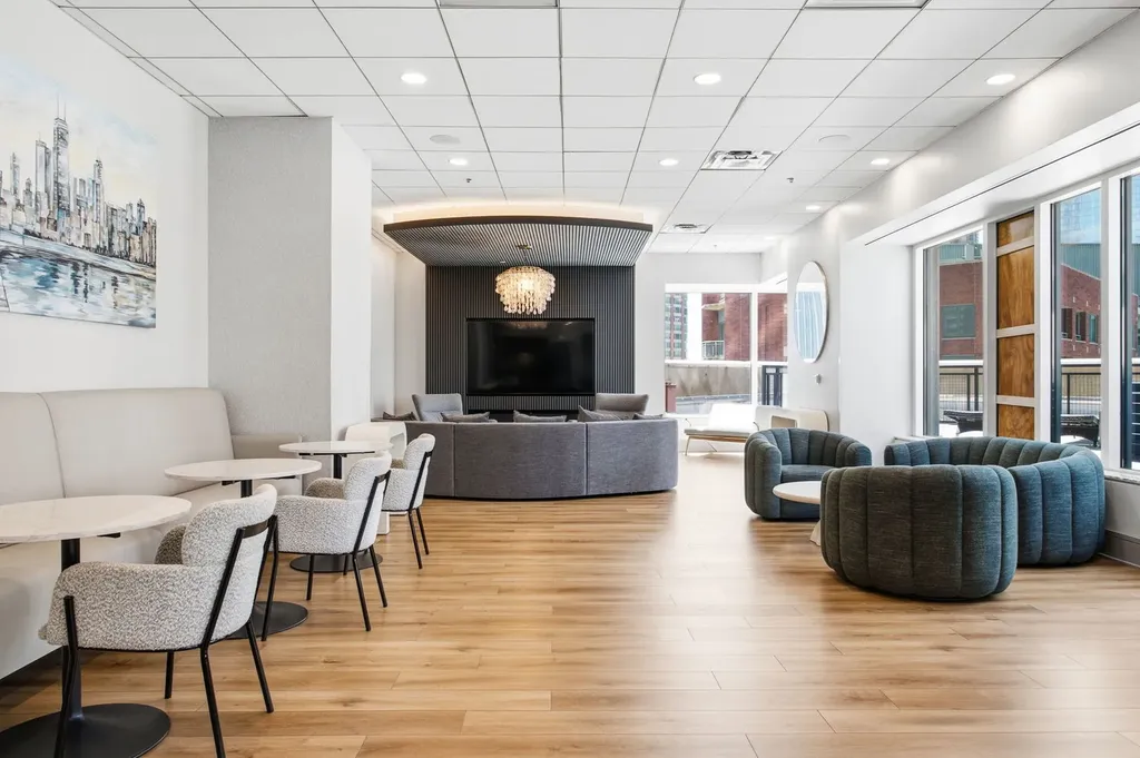 512 North Mcclurg Court Chicago IL 60611