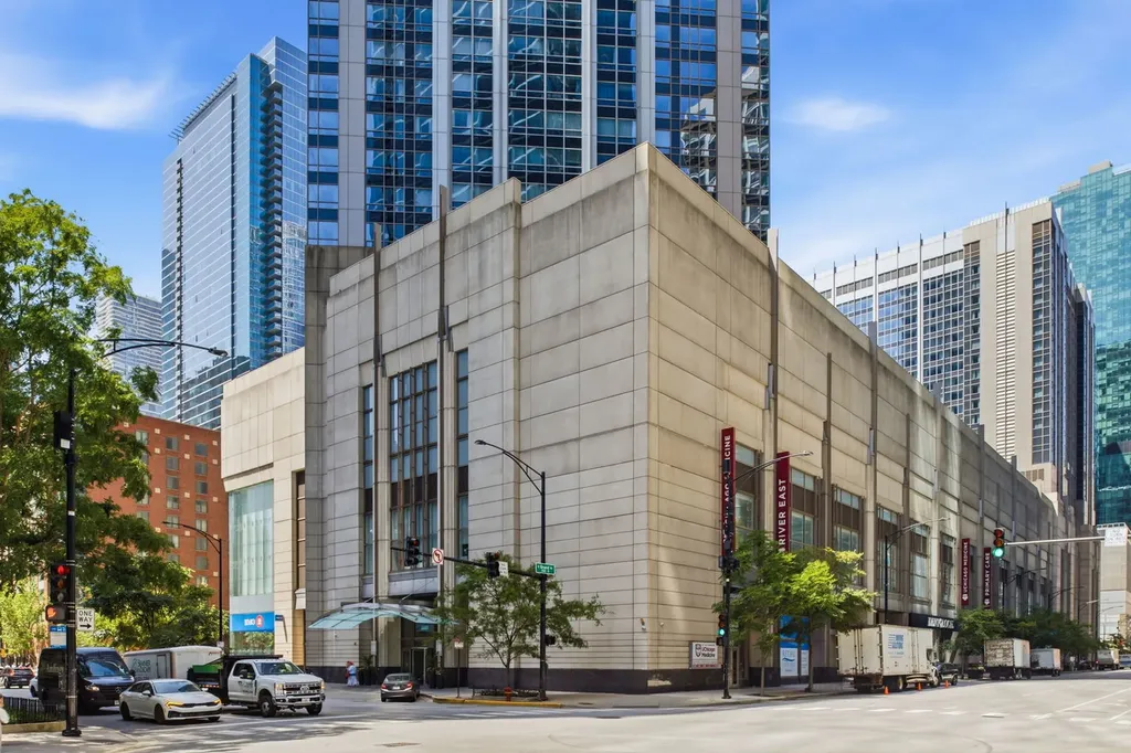 512 North Mcclurg Court Chicago IL 60611