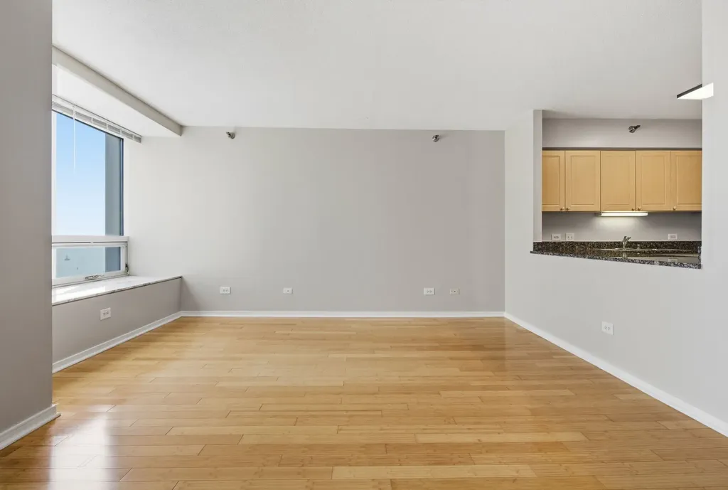 512 North Mcclurg Court Chicago IL 60611