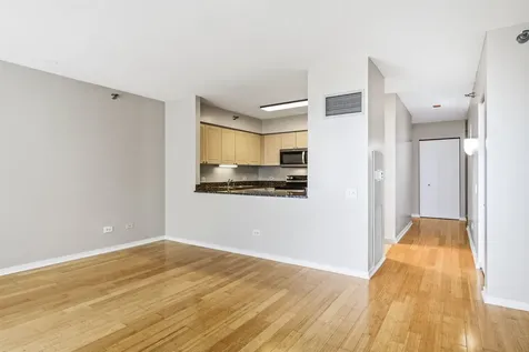 512 North Mcclurg Court Chicago IL 60611