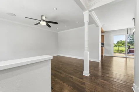 391 Walnut Lane Elk Grove Village IL 60007