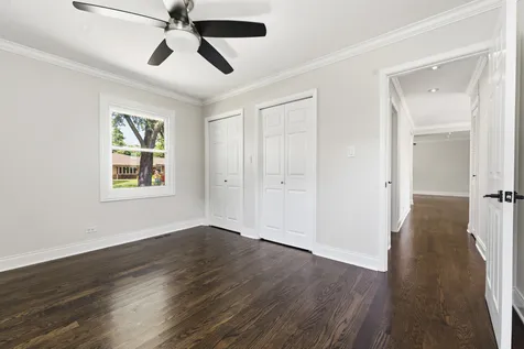 391 Walnut Lane Elk Grove Village IL 60007