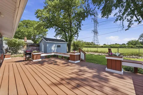 391 Walnut Lane Elk Grove Village IL 60007
