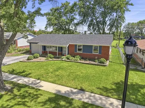 391 Walnut Lane Elk Grove Village IL 60007