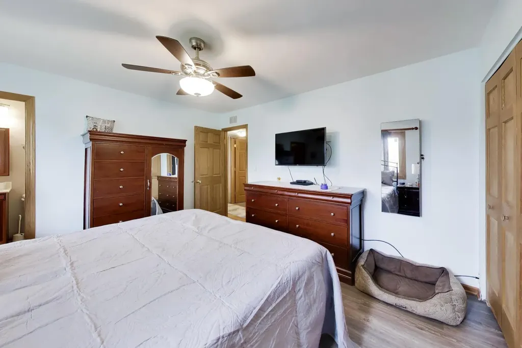 650 Nassau Drive Roselle IL 60172