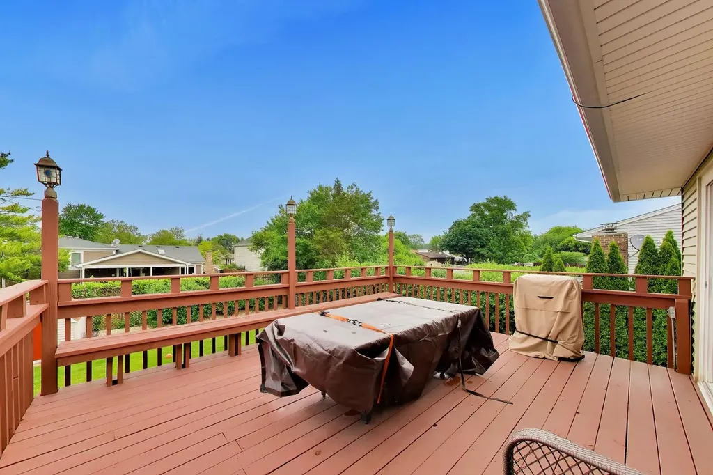 650 Nassau Drive Roselle IL 60172