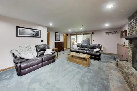 650 Nassau Drive Roselle IL 60172