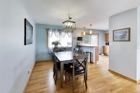 650 Nassau Drive Roselle IL 60172