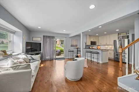 884 Bristol Drive Barrington IL 60010