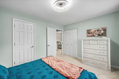 884 Bristol Drive Barrington IL 60010