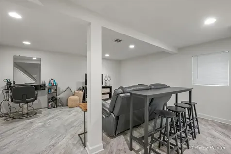 884 Bristol Drive Barrington IL 60010