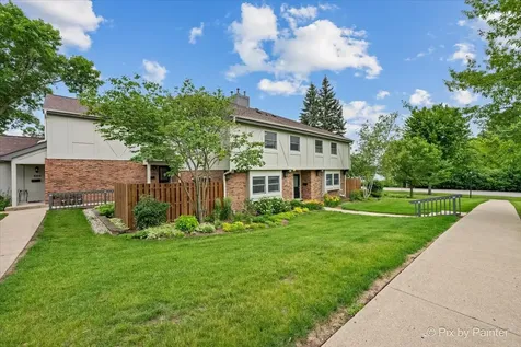 884 Bristol Drive Barrington IL 60010