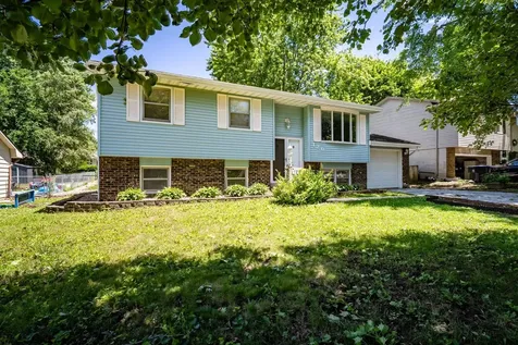 120 Ginger Creek Court Bloomington IL 61704