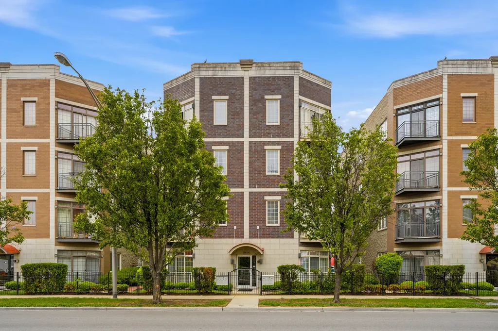 7934 West Grand Avenue Elmwood Park IL 60707