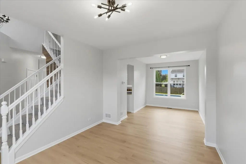 58 West Old Mill Trail Antioch IL 60002