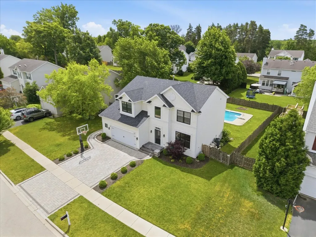 58 West Old Mill Trail Antioch IL 60002